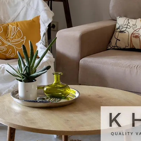 Majestic View Boho Style Retreat!